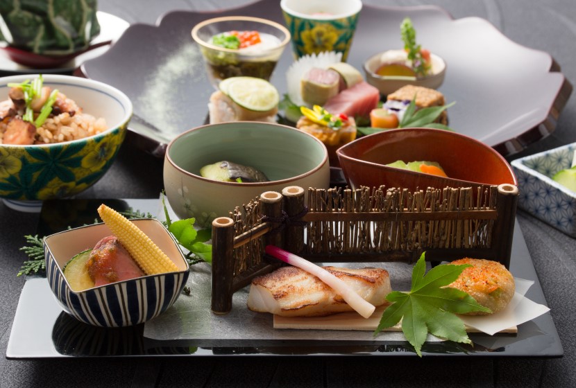 表参道・渋谷×懐石ランチ】接待・記念日の会食に｜青山 星のなる木