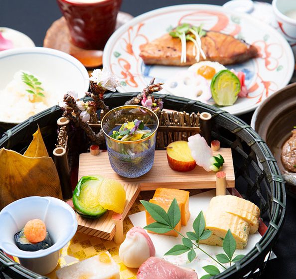 法事懐石〝白牡丹〟の料理(池袋・天空の庭 星のなる木)